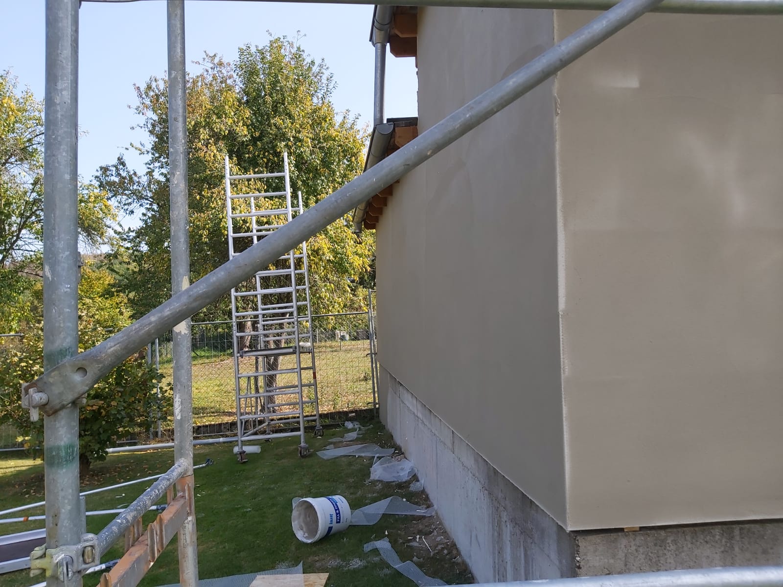 The house was completely remodeled by Guido Breitbach.